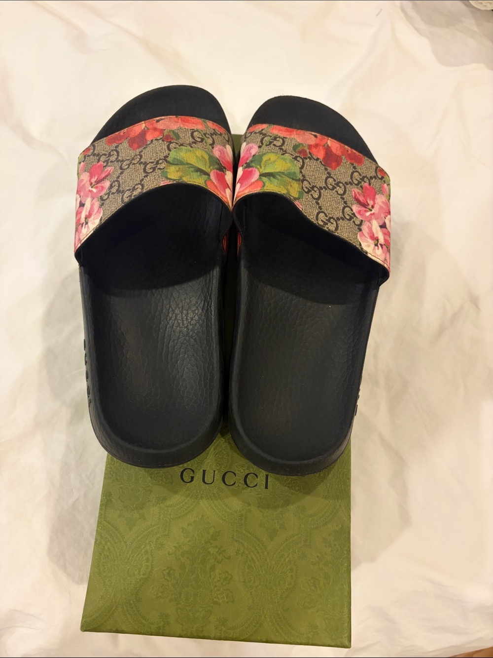 Gucci Black Slides with Floral GG Jacquard Strap